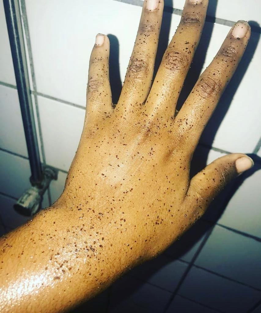 Coffee spicy body polish